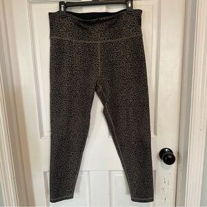 Sweaty Betty Leopard Print Leggings - Black and Brown XL